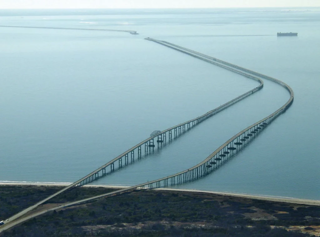 World S Longest Sea Bridges The Magnificent 15 Engineerine   Chesapeake Bay Bridge Tunnel 1024x759.webp